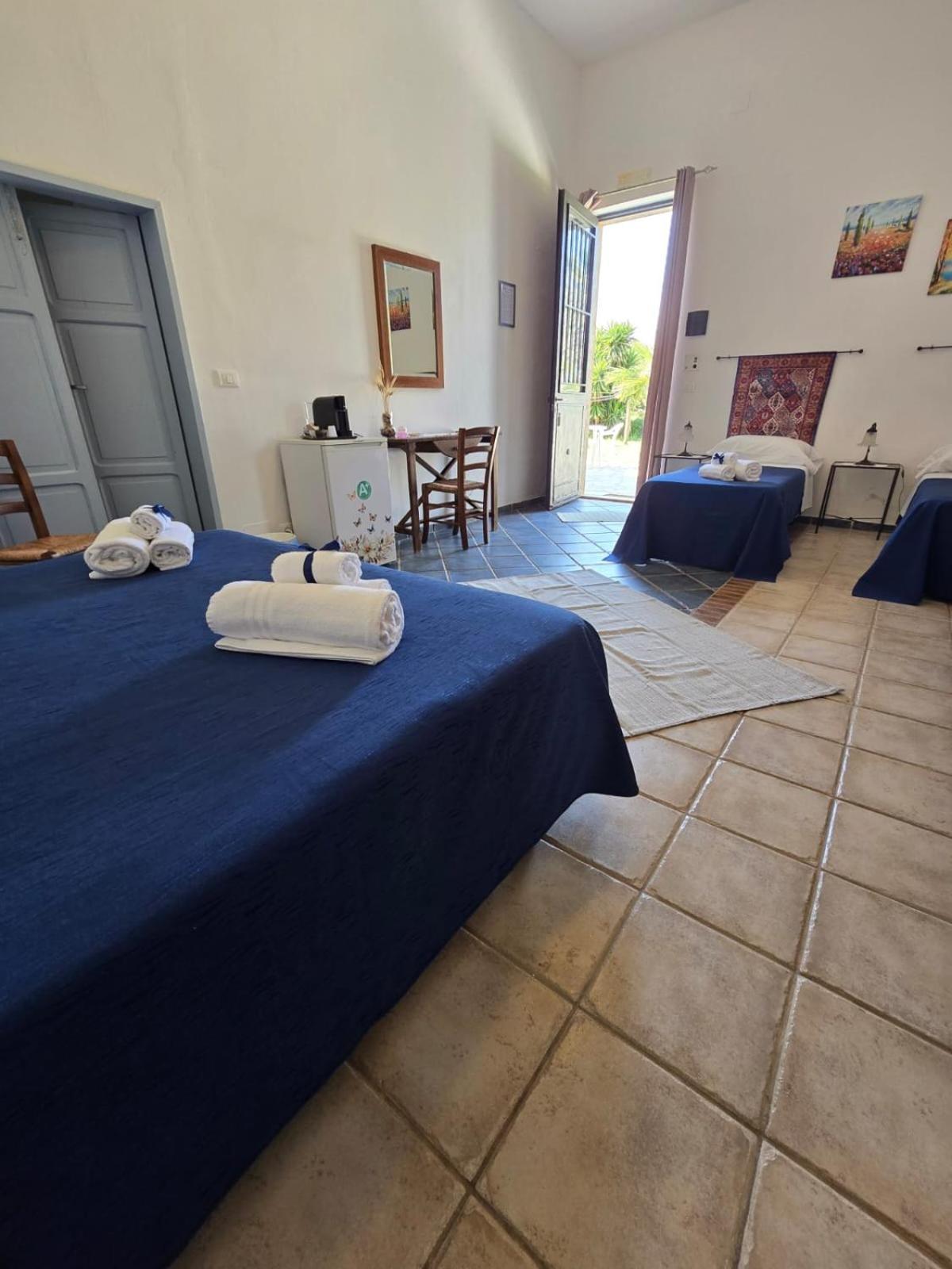 B&B Casa Cavarra Portopalo Di Capo Passero Buitenkant foto