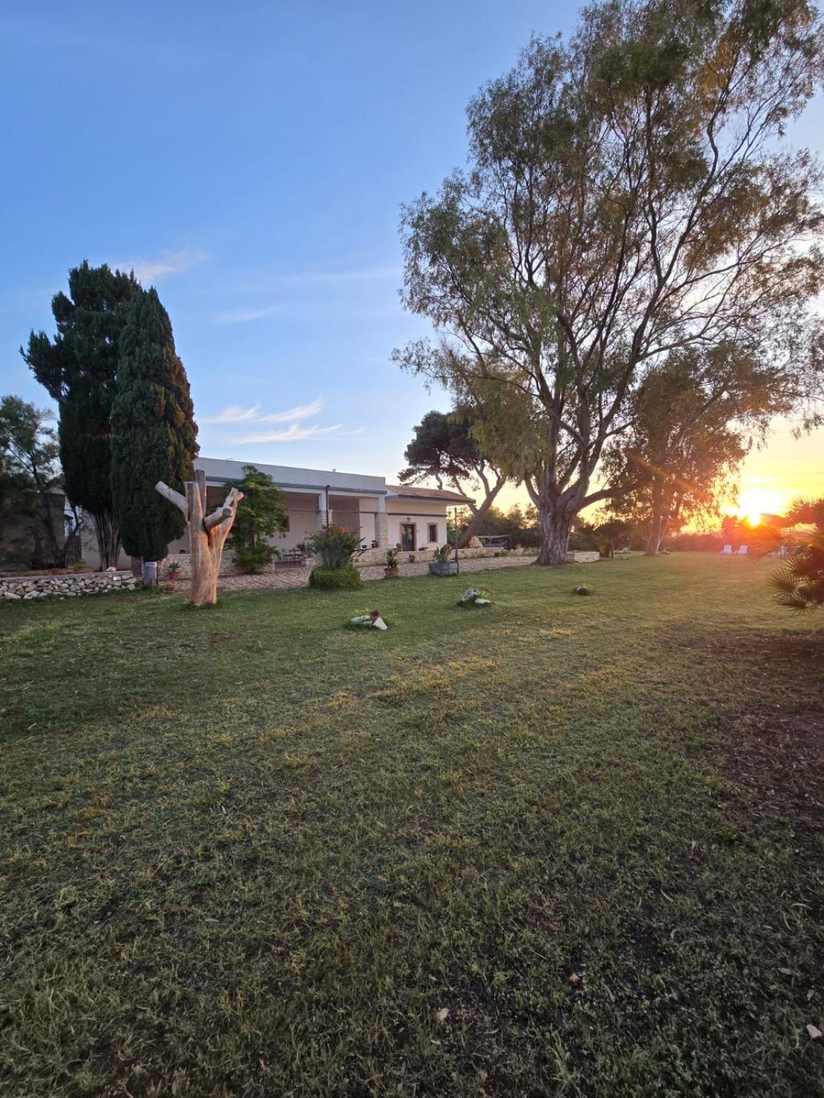 B&B Casa Cavarra Portopalo Di Capo Passero Buitenkant foto